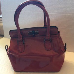 le chateau Paten Leather Handbag